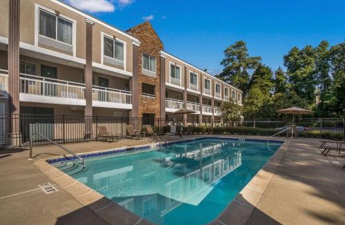 Northlake Hotel | Quality Inn Northlake