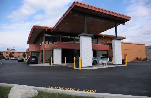 Schiller Park Hotel | Quality Inn O'Hare Airport