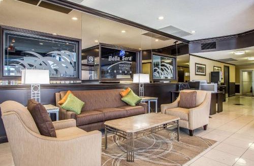 Schiller Park Hotel | Quality Inn O'Hare Airport