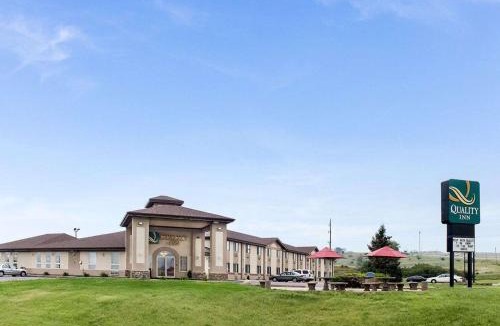 Oacoma Hotel | Quality Inn Oacoma - Chamberlain