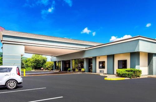 Oneonta Hotel | Quality Inn Oneonta Cooperstown Area