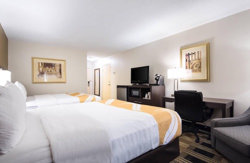 Oneonta Hotel | Quality Inn Oneonta Cooperstown Area