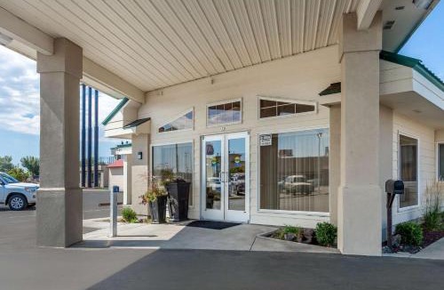 Ontario Hotel | Quality Inn Ontario