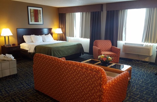 Ozark Hotel | Quality Inn Ozark-Springfield South