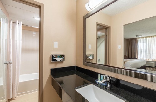 Pasadena Hotel | Quality Inn Pasadena - Houston East
