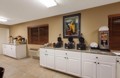 Petoskey Hotel | Quality Inn Petoskey