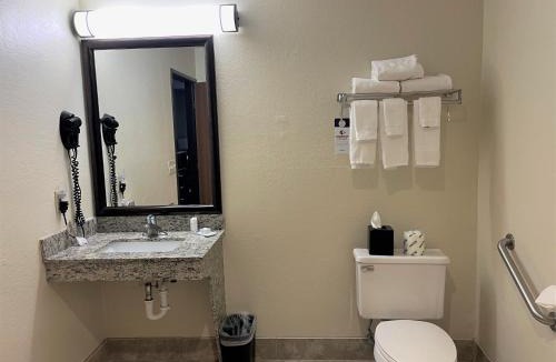 Petoskey Hotel | Quality Inn Petoskey
