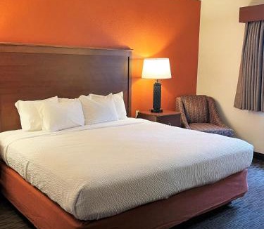 Petoskey Hotel | Quality Inn Petoskey
