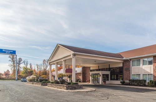 Plainfield Hotel | Quality Inn Plainfield I-395