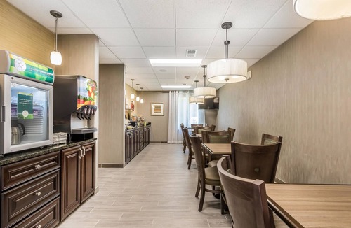 Pleasant View Hotel | Quality Inn Pleasant View