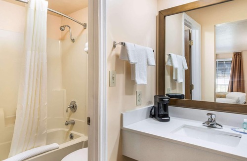 Pulaski Hotel | Quality Inn Pulaski