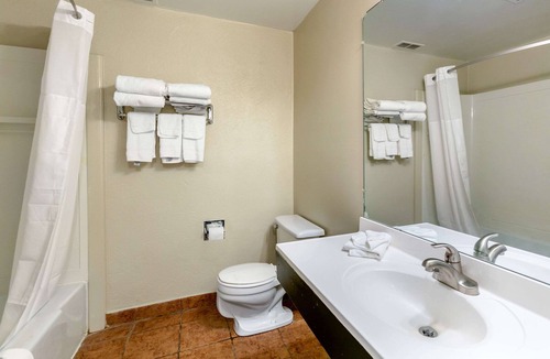 Rawlins Hotel | Quality Inn Rawlins I-80