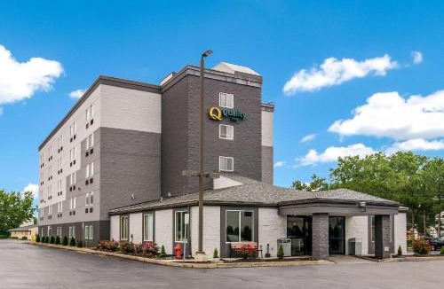 Gates-North Gates Hotel | Quality Inn Rochester West