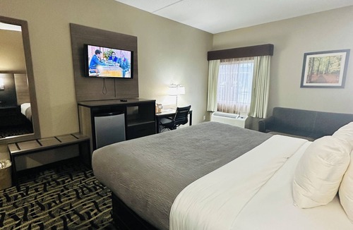 Gates-North Gates Hotel | Quality Inn Rochester West