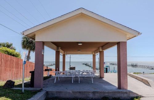 Fulton Hotel | Quality Inn Rockport on Aransas Bay