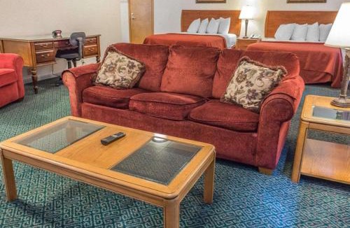 West Kittanning Hotel | Quality Inn Royle