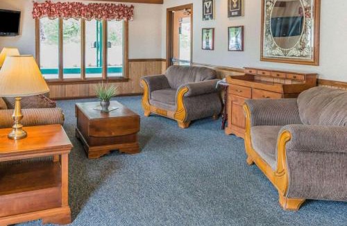 West Kittanning Hotel | Quality Inn Royle