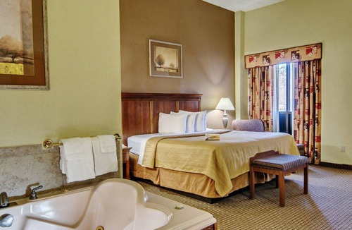 Salem Hotel | Quality Inn Salem - I-81