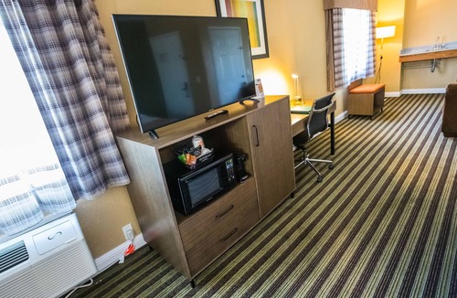 Salinas Hotel | Quality Inn Salinas City Center Area