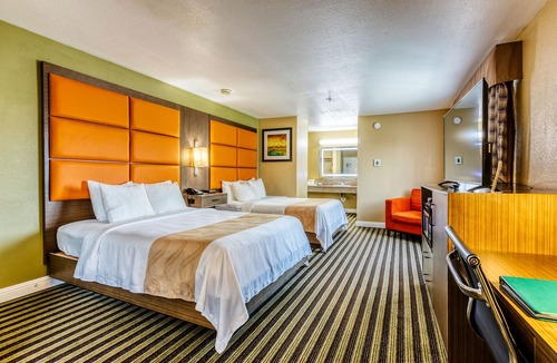 Salinas Hotel | Quality Inn Salinas City Center Area