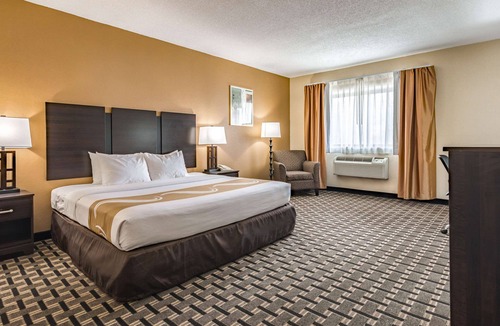 Schenectady Hotel | Quality Inn Schenectady - Albany