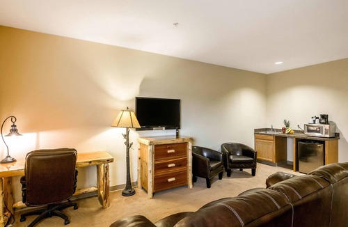 Selah Hotel | Quality Inn Selah North Park