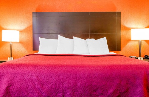 Seymour Hotel | Quality Inn Seymour I-65