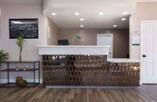 Starkville Hotel | Quality Inn Starkville near University