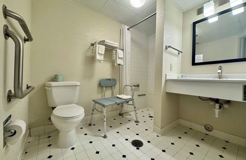 Alexandria Hotel | Quality Inn & Suites Alexandria