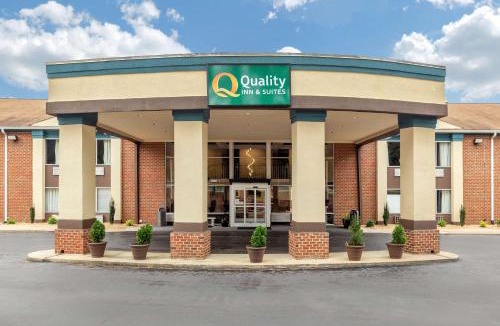 Apex Hotel | Quality Inn & Suites Apex - Holly Springs NC