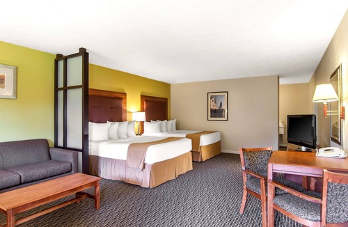 North Bend Hotel | Quality Inn & Suites at Coos Bay