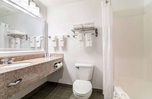 National Hills Hotel | Quality Inn & Suites Augusta I-20