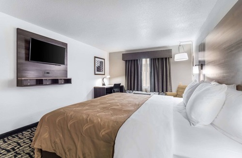 National Hills Hotel | Quality Inn & Suites Augusta I-20