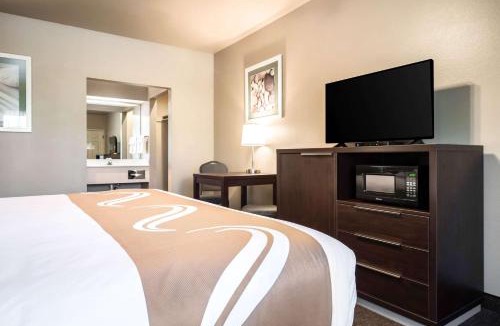 Bainbridge Island Hotel | Quality Inn & Suites Bainbridge Island