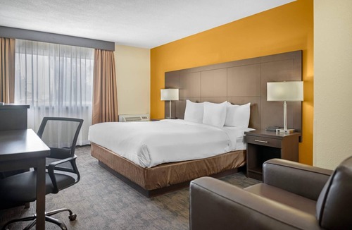 Bathurst Hotel | Quality Inn & Suites Bathurst