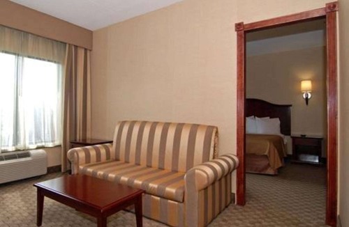 Trevose Hotel | Quality Inn & Suites Bensalem
