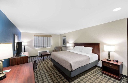 Big Spring Hotel | Quality Inn & Suites Big Spring