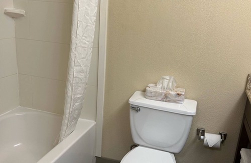 Derrick City Hotel | Quality Inn & Suites Bradford
