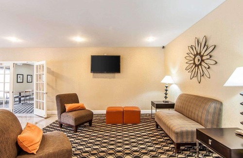 Bremen Hotel | Quality Inn & Suites Bremen