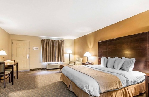 Bremen Hotel | Quality Inn & Suites Bremen