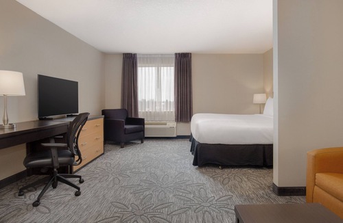 Kingston Hotel | Quality Inn & Suites