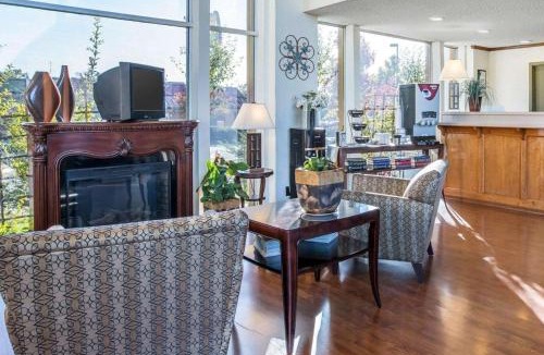 Cameron Park Hotel | Quality Inn & Suites Cameron Park Shingle Springs