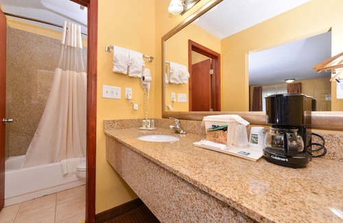 Cartersville Hotel | Quality Inn & Suites Cartersville North