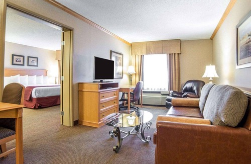 Casper Hotel | Quality Inn & Suites Casper near Event Center