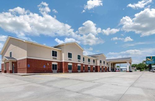 Clayton Hotel | Quality Inn & Suites Clayton, NM
