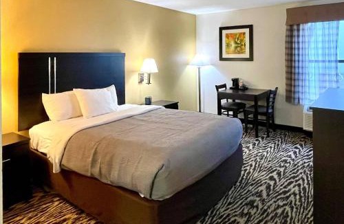 Clemmons Hotel | Quality Inn & Suites Clemmons I-40