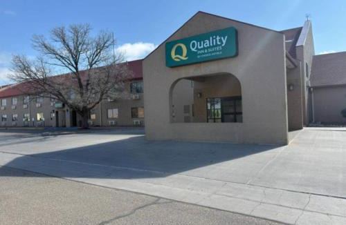 Colby Hotel | Quality Inn & Suites Colby