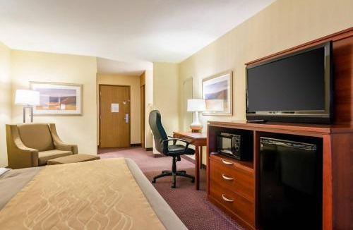 Colby Hotel | Quality Inn & Suites Colby