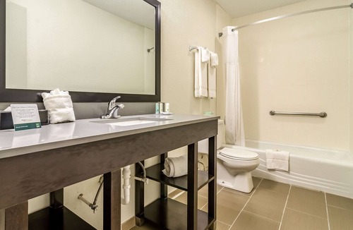 Creedmoor Hotel | Quality Inn & Suites Creedmoor - Butner