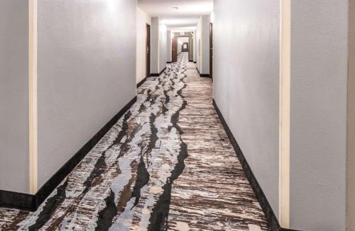 Danville Hotel | Quality Inn & Suites Danville East
